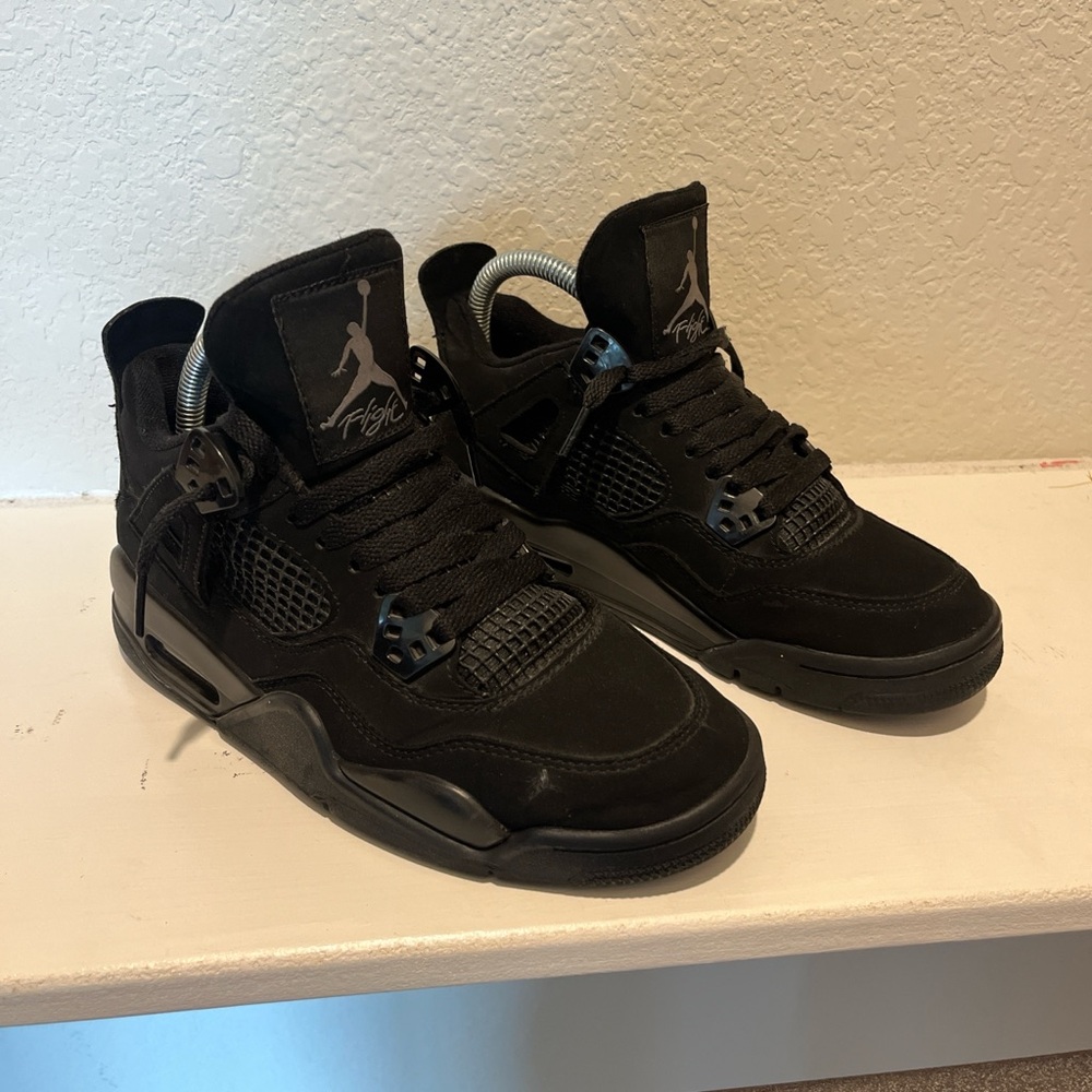 Jordan Black Sneakers - Picture 5 of 7